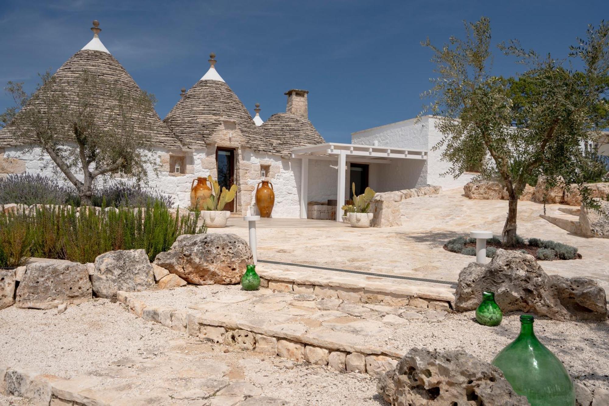 Trullo Perla Greta - Luxury Country Villa & Private Heated Pool Alberobello Exterior photo