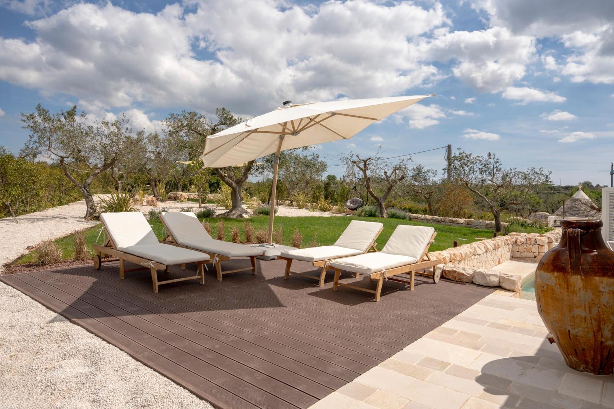 Trullo Perla Greta - Luxury Country Villa & Private Heated Pool Alberobello Exterior photo