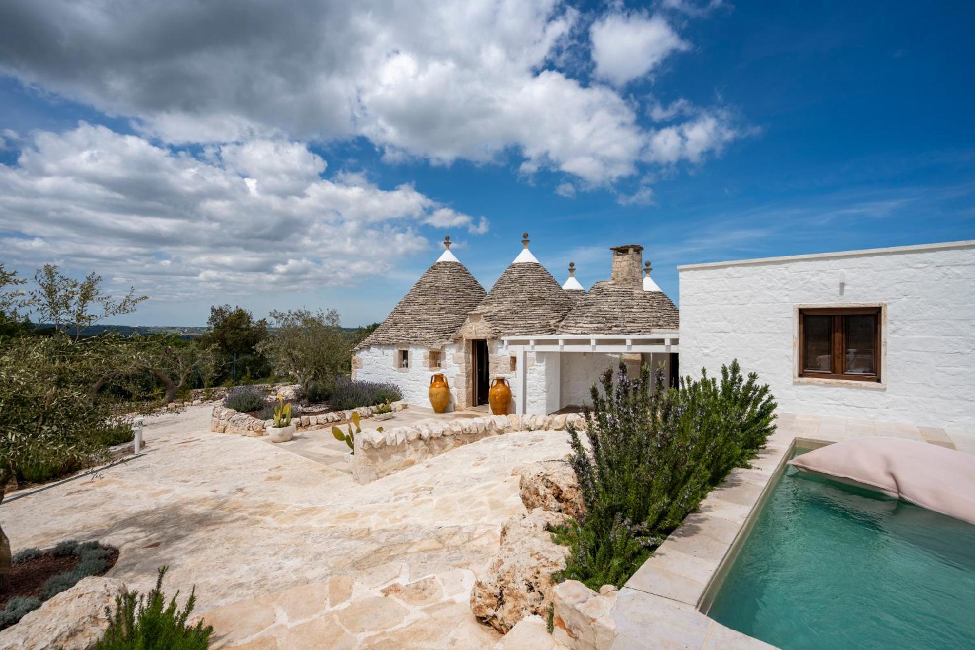 Trullo Perla Greta - Luxury Country Villa & Private Heated Pool Alberobello Exterior photo