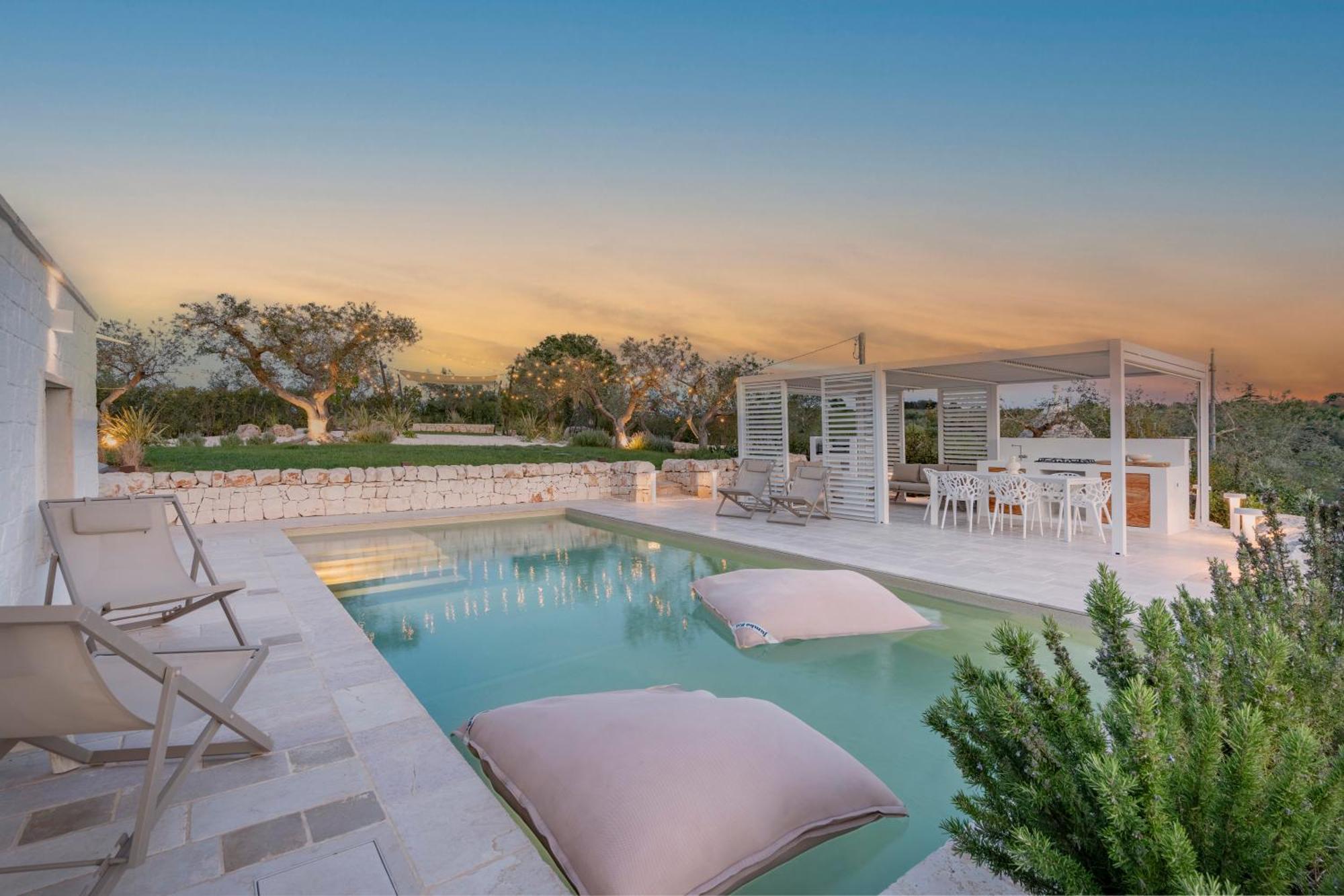 Trullo Perla Greta - Luxury Country Villa & Private Heated Pool Alberobello Exterior photo